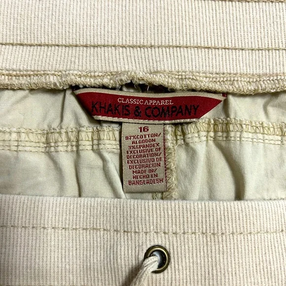 Khakis & Company capri pants. - Picture 3 of 3